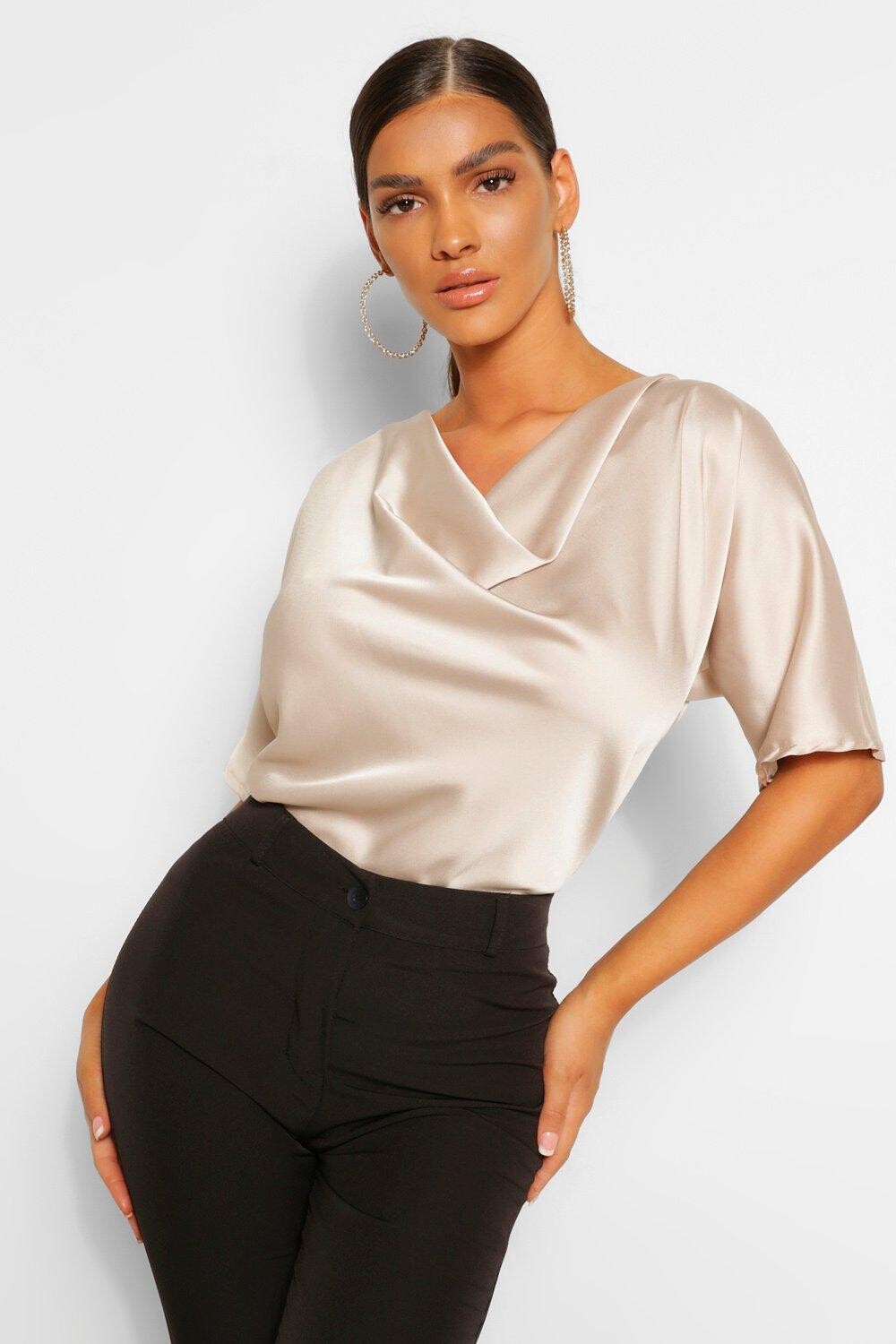 

Атласная блузка с коротким рукавом и коротким вырезом Boohoo, шампанское