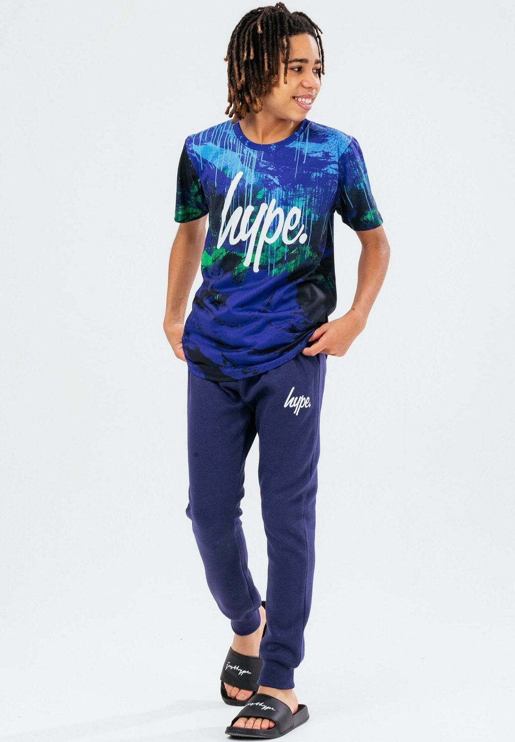 

Спортивный костюм SET REEF SPRAY SCRIPT Hype, цвет navy