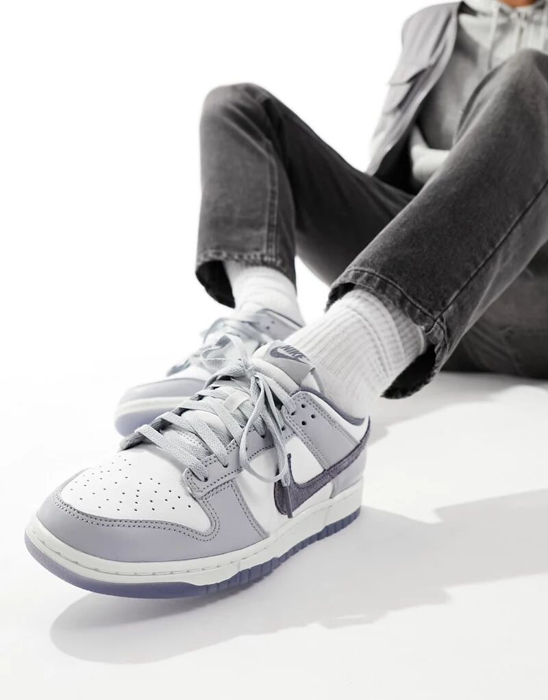 Бело-серые низкие кеды в стиле ретро Nike Dunk