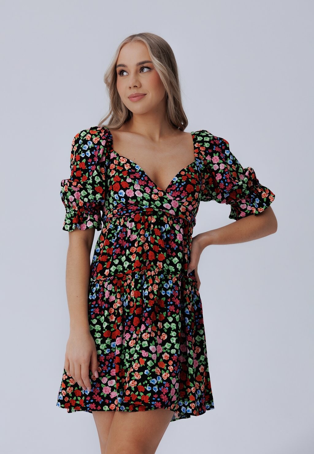 

Повседневное платье FELICITY FLOWERS Laurella, цвет red