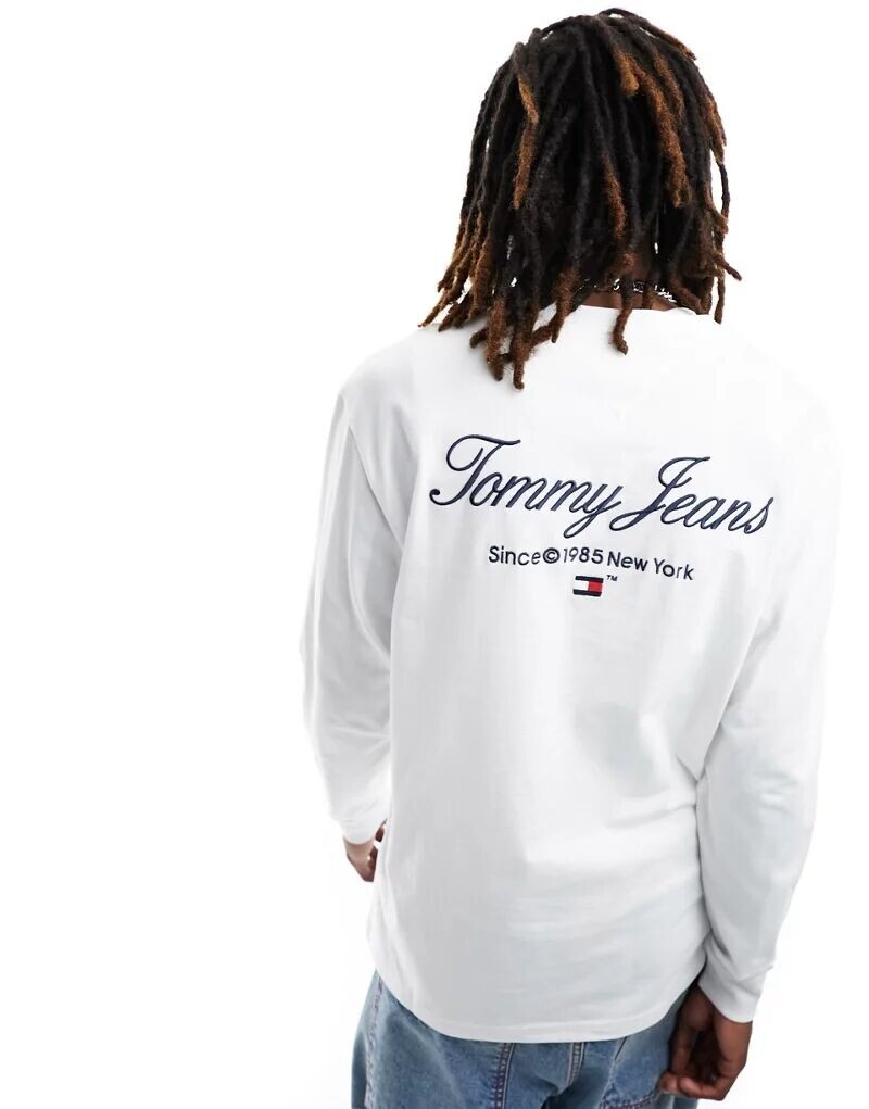 

Белая рубашка с длинными рукавами и логотипом Tommy Jeans, стандартного кроя