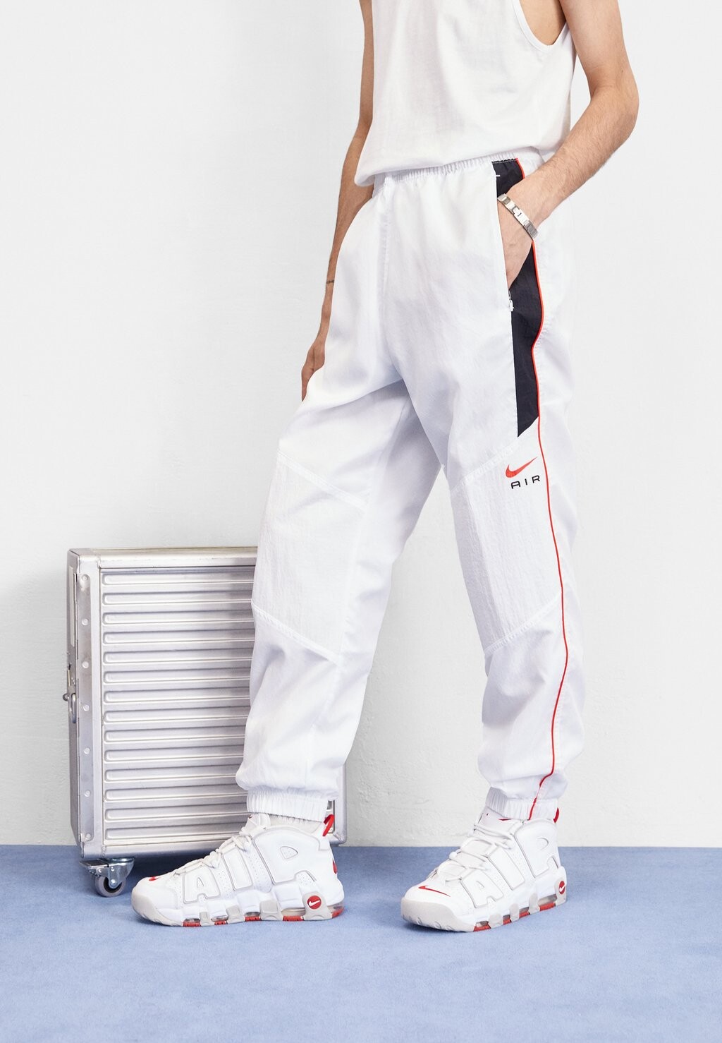 

Спортивные брюки AIR PANT Nike, саммит белый/черный