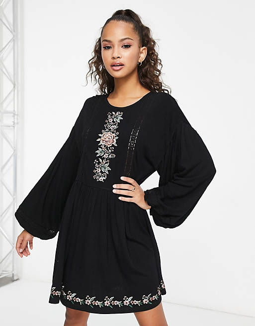 Черное свободное платье мини с длинными рукавами, кружевом и цветочной вышивкой ASOS DESIGN