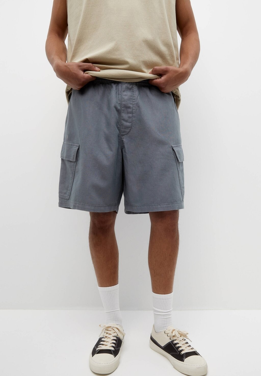 

Шорты Rustic Bermuda PULL&BEAR, цвет grey