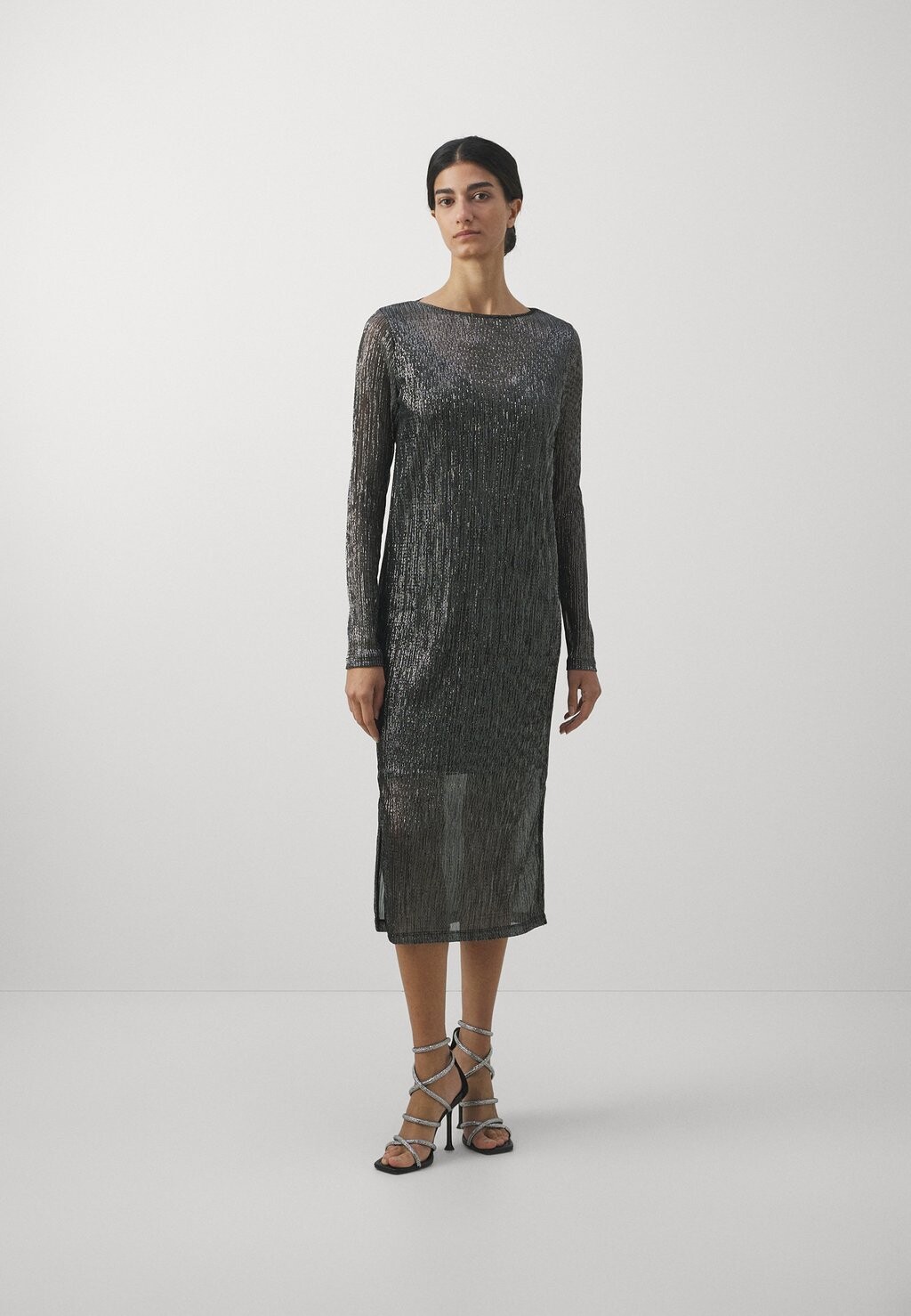 

Трикотажное платье LUPINUS MICHEL DRESS Bruuns Bazaar, черный/серебристый