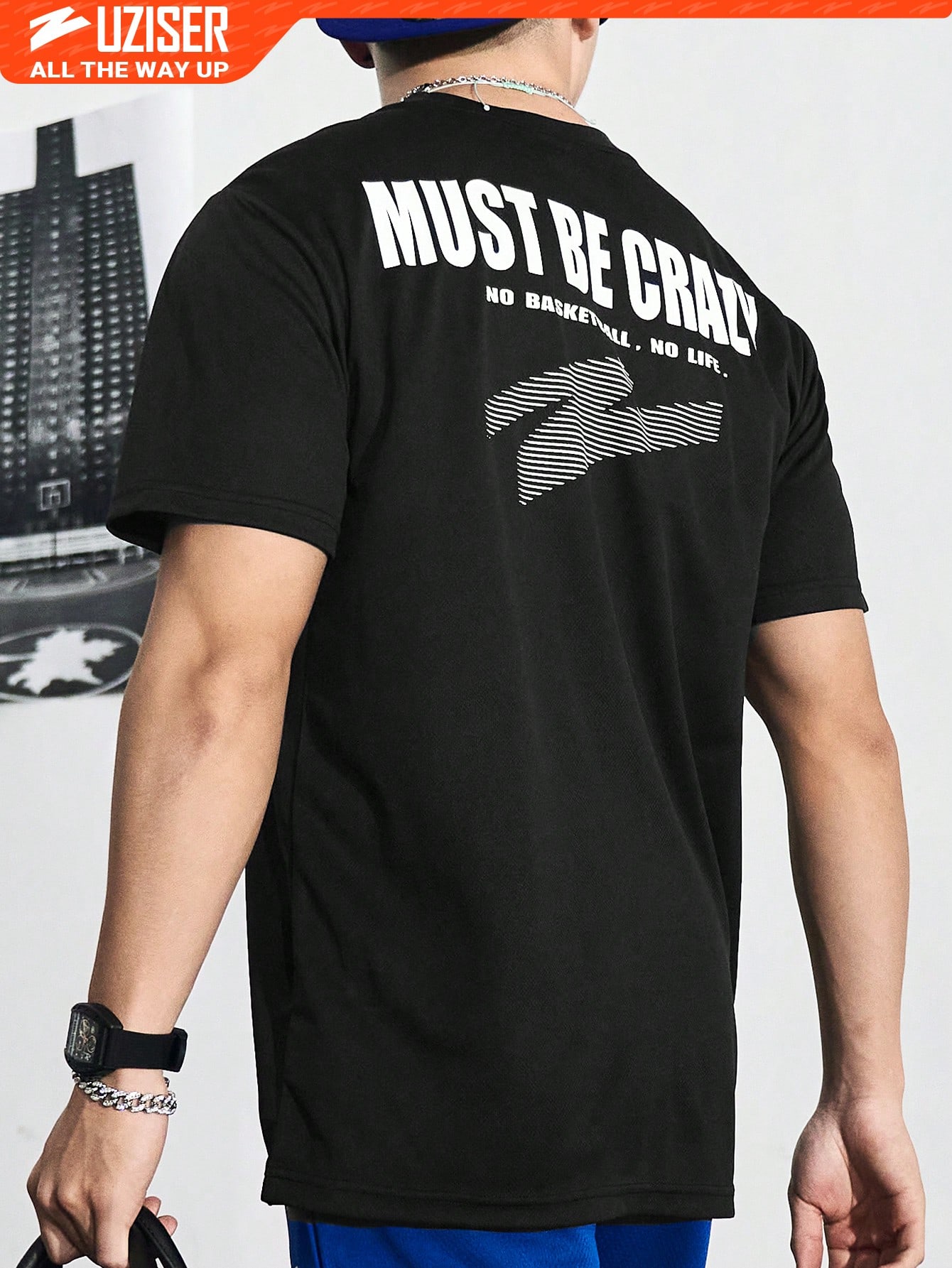 цена UZISER Uziser Мужская летняя спортивная футболка с круглым вырезом и буквенным принтом, черный