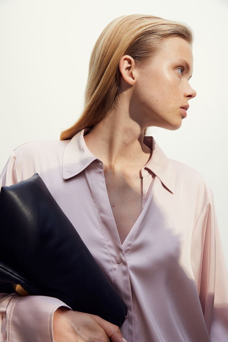 

Блузка H&M V-neck, светло-розовый