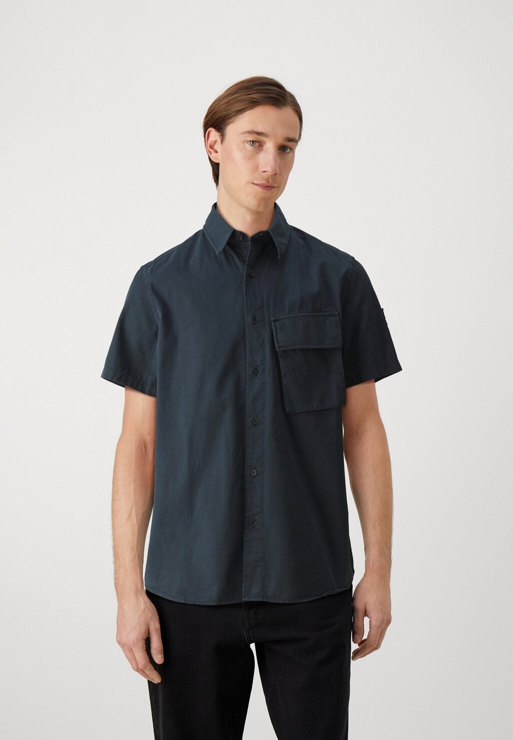 

Рубашка SCALE SHORT SLEEVE Belstaff, темно-синий