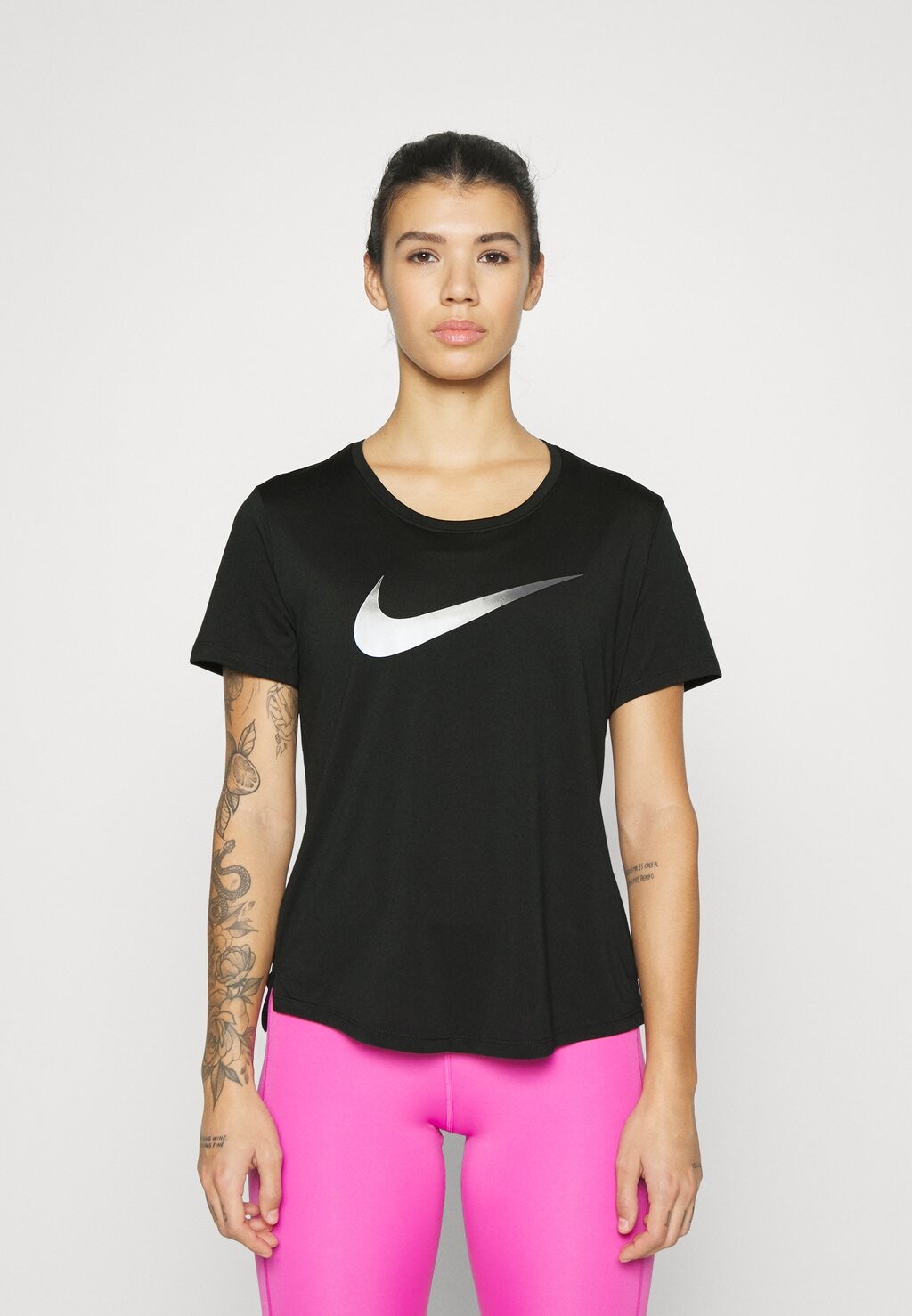 

Спортивная футболка Nike, черный