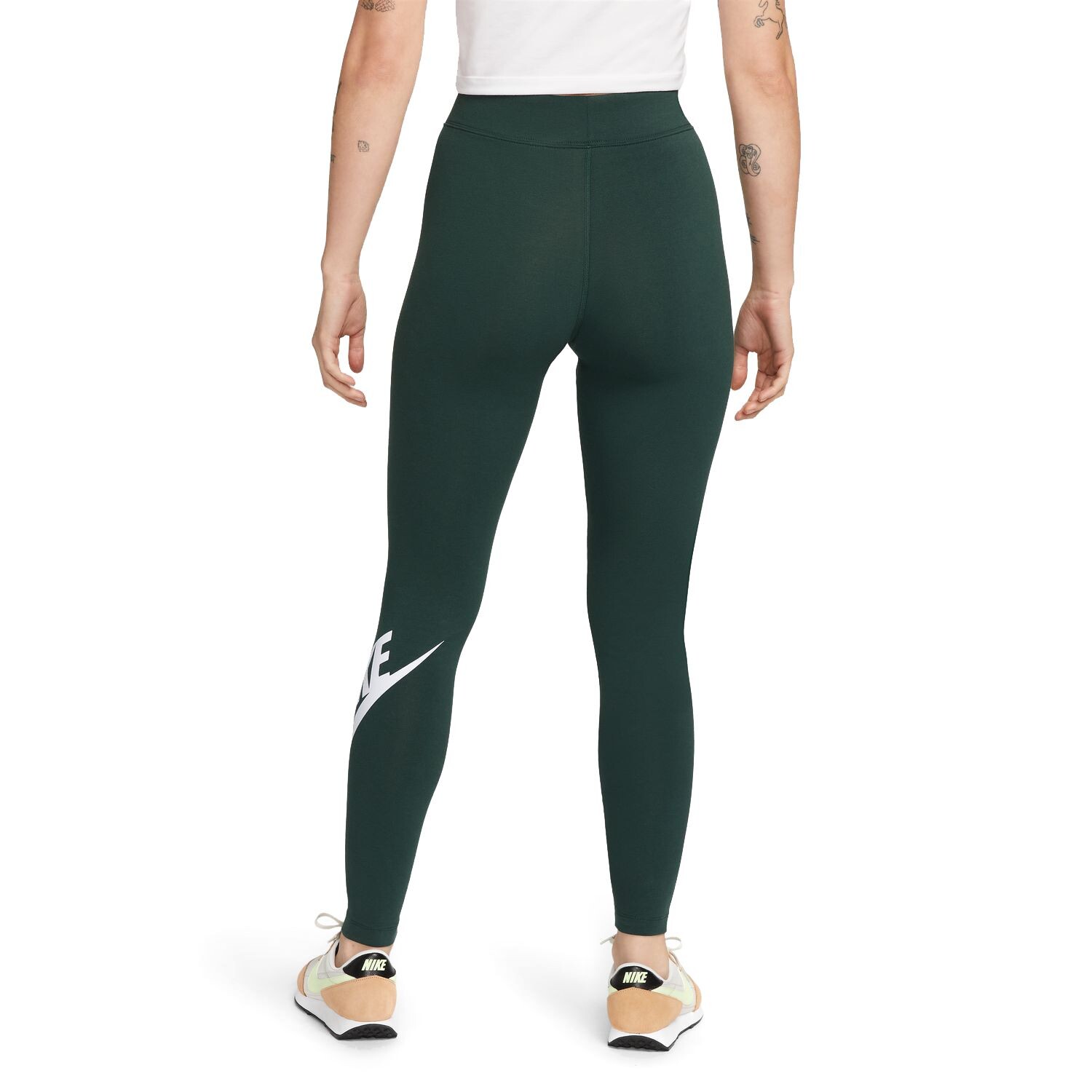 

Женские леггинсы с высокой талией Nike Sportswear Essential Nike, черный/белый