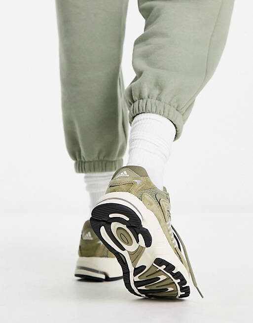 

Оливково-зеленые и серебристые кроссовки adidas Originals Response CL