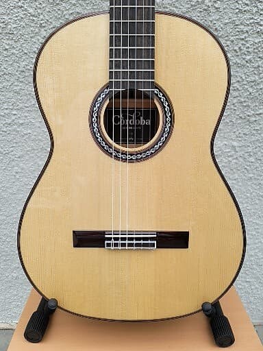 

Акустическая гитара Cordoba F10 Classical Guitar Spruce Top