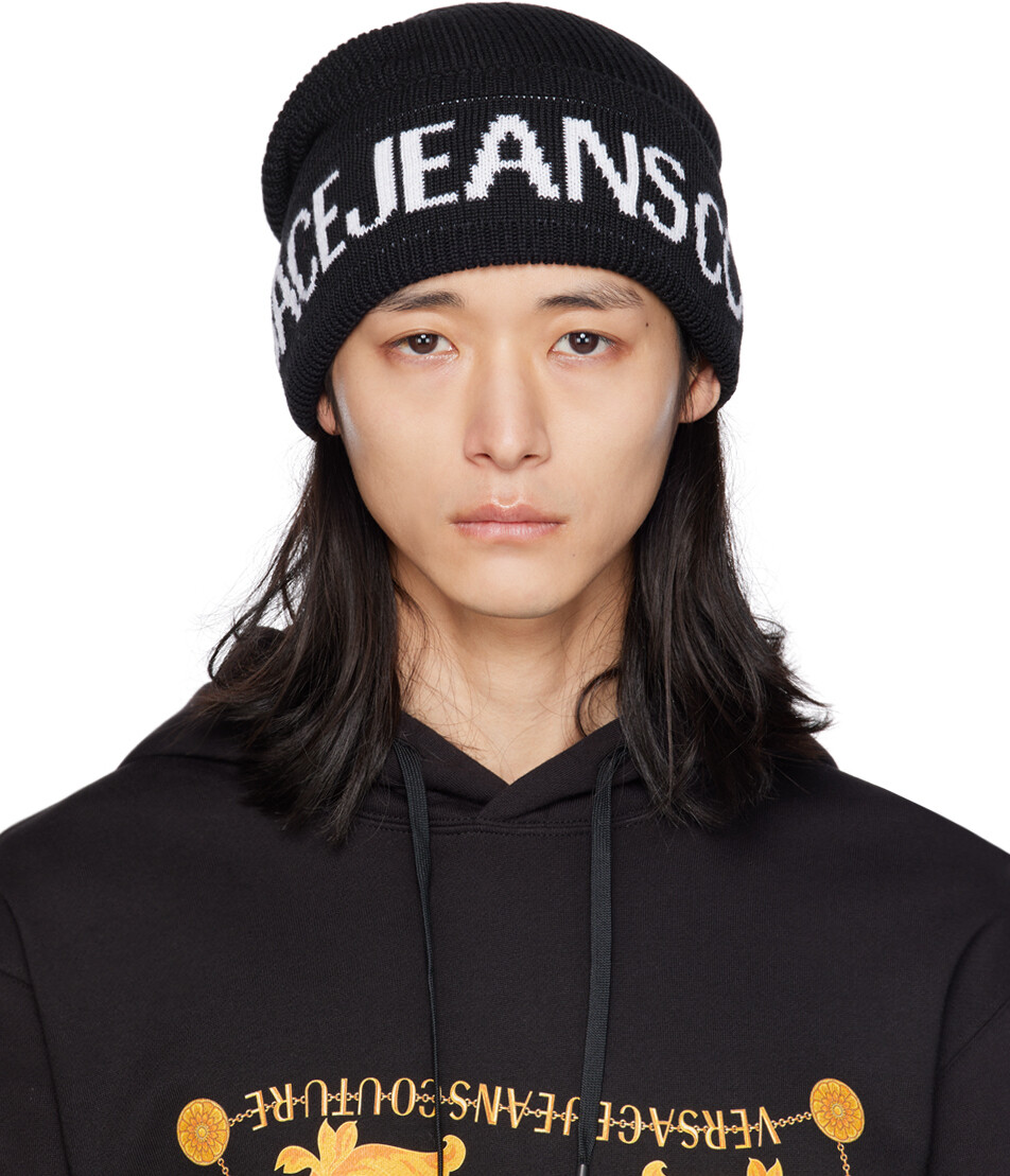 

Черная жаккардовая шапка Versace Jeans Couture