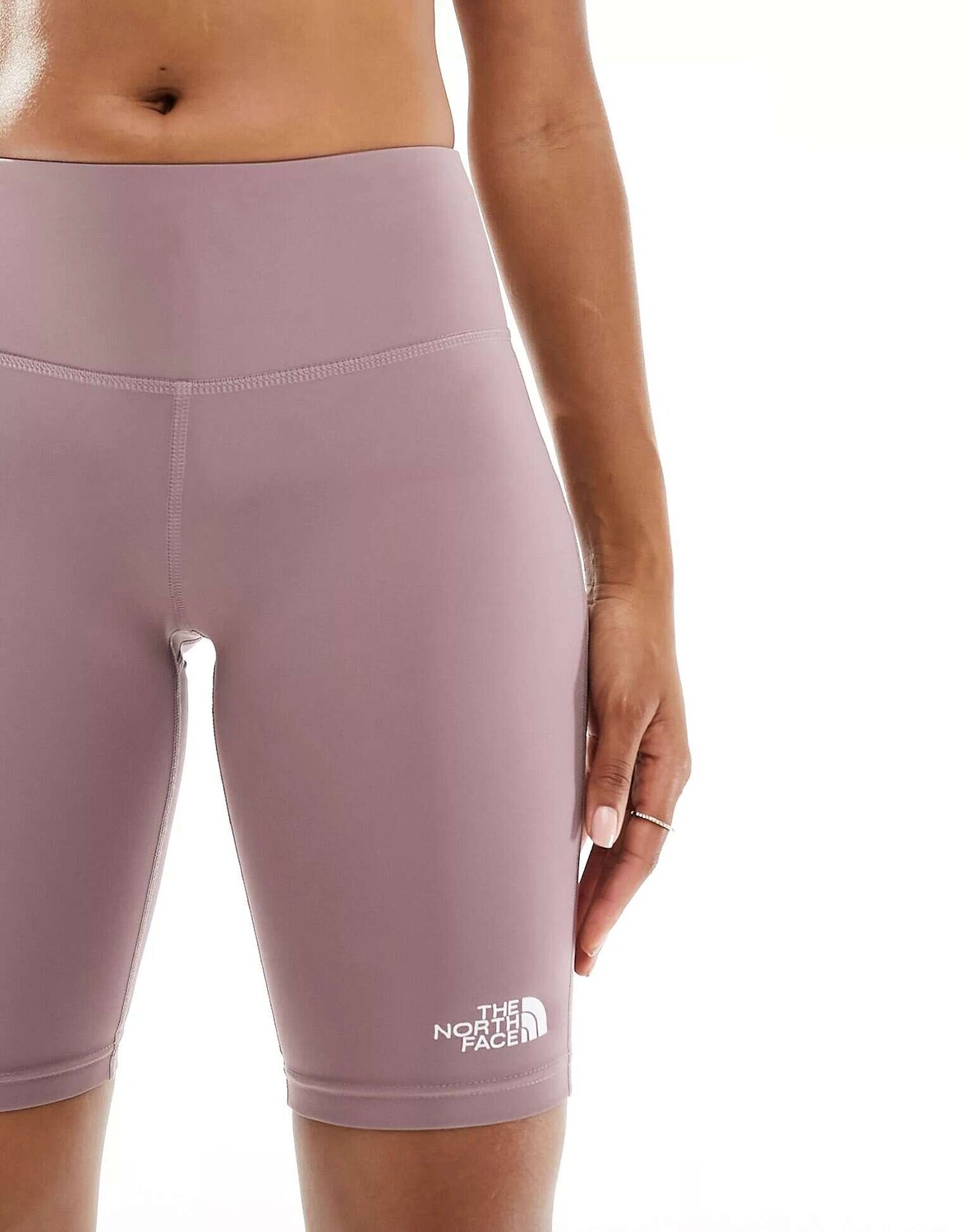 

Розовые шорты-леггинсы с высокой талией The North Face Training Flex