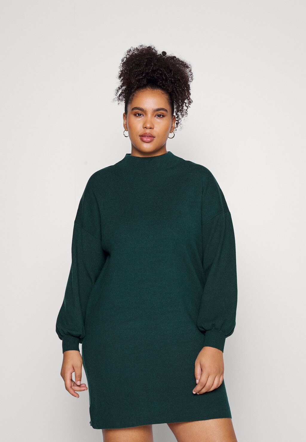 

Вязаное платье Vero Moda, темно-зеленый