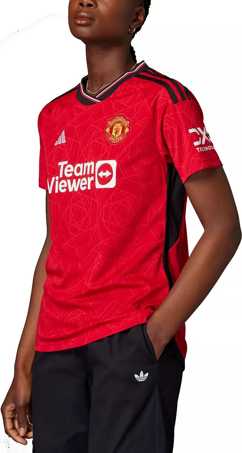 

Женская домашняя футболка Adidas Manchester United 2023, реплика