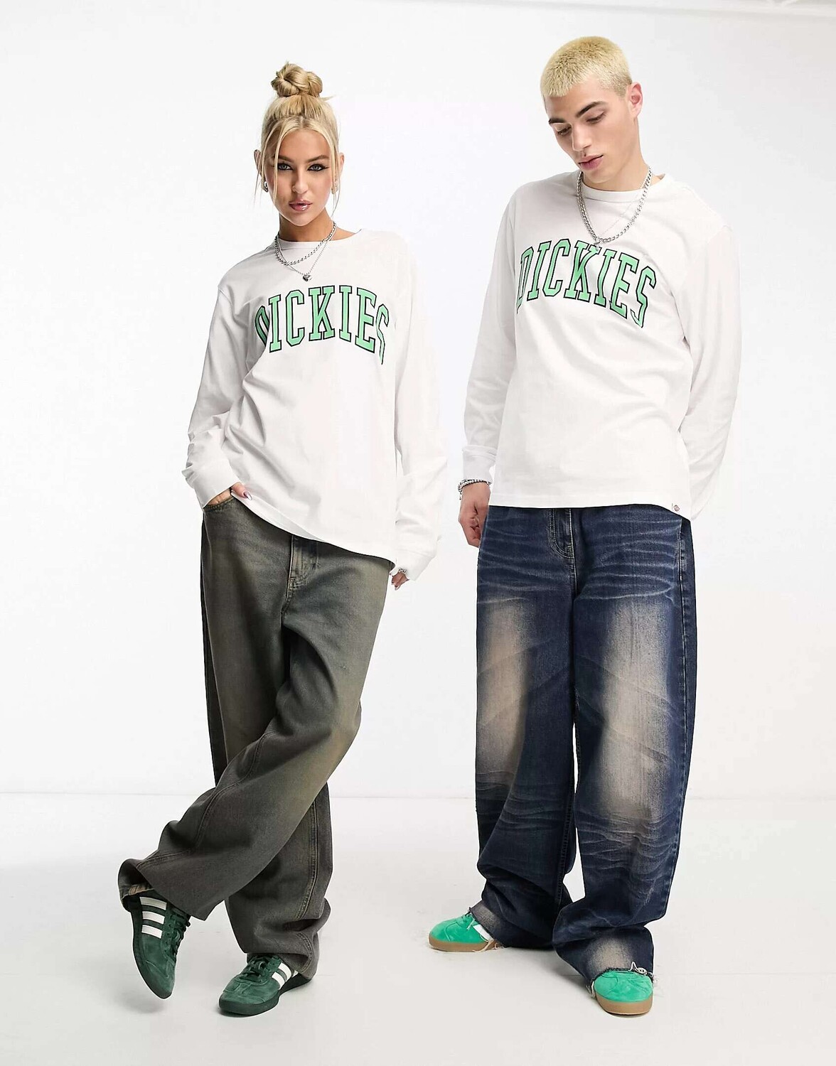 

Белая футболка с длинными рукавами и логотипом Dickies aitkin varsity, Белый