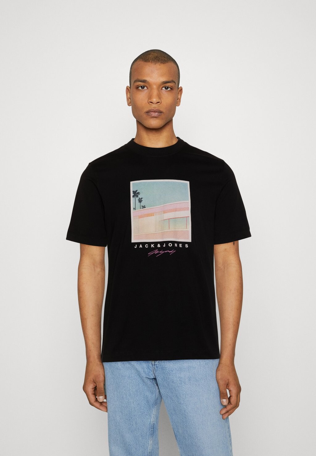 

Футболка с принтом Jack & Jones, черный