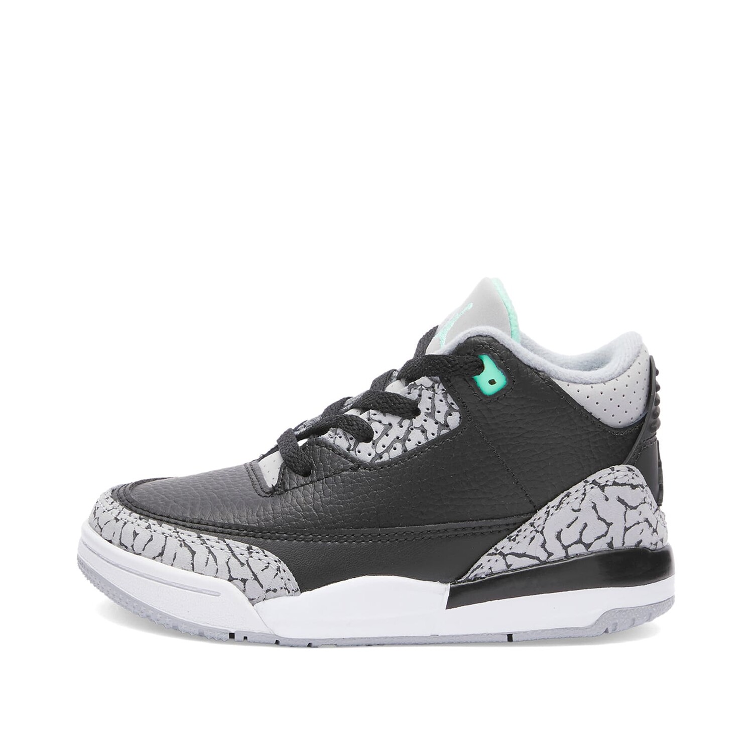 

Кроссовки Air Jordan 3 Retro Gs, цвет Black, Green Glow & Wolf Grey & White