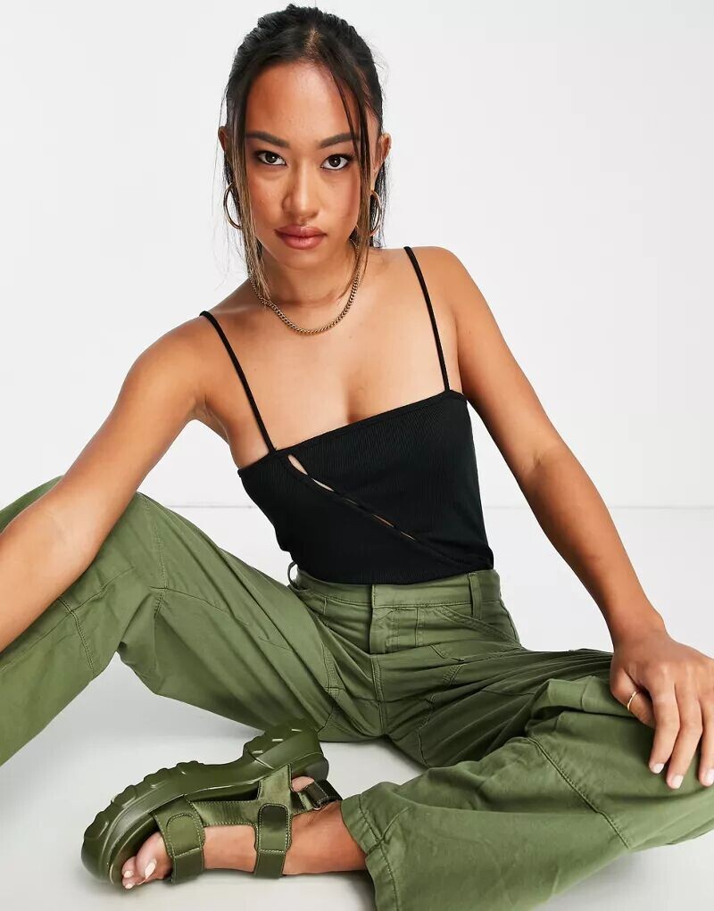 

Базовый черный топ-комбинезон с узкими бретелями Topshop Premium