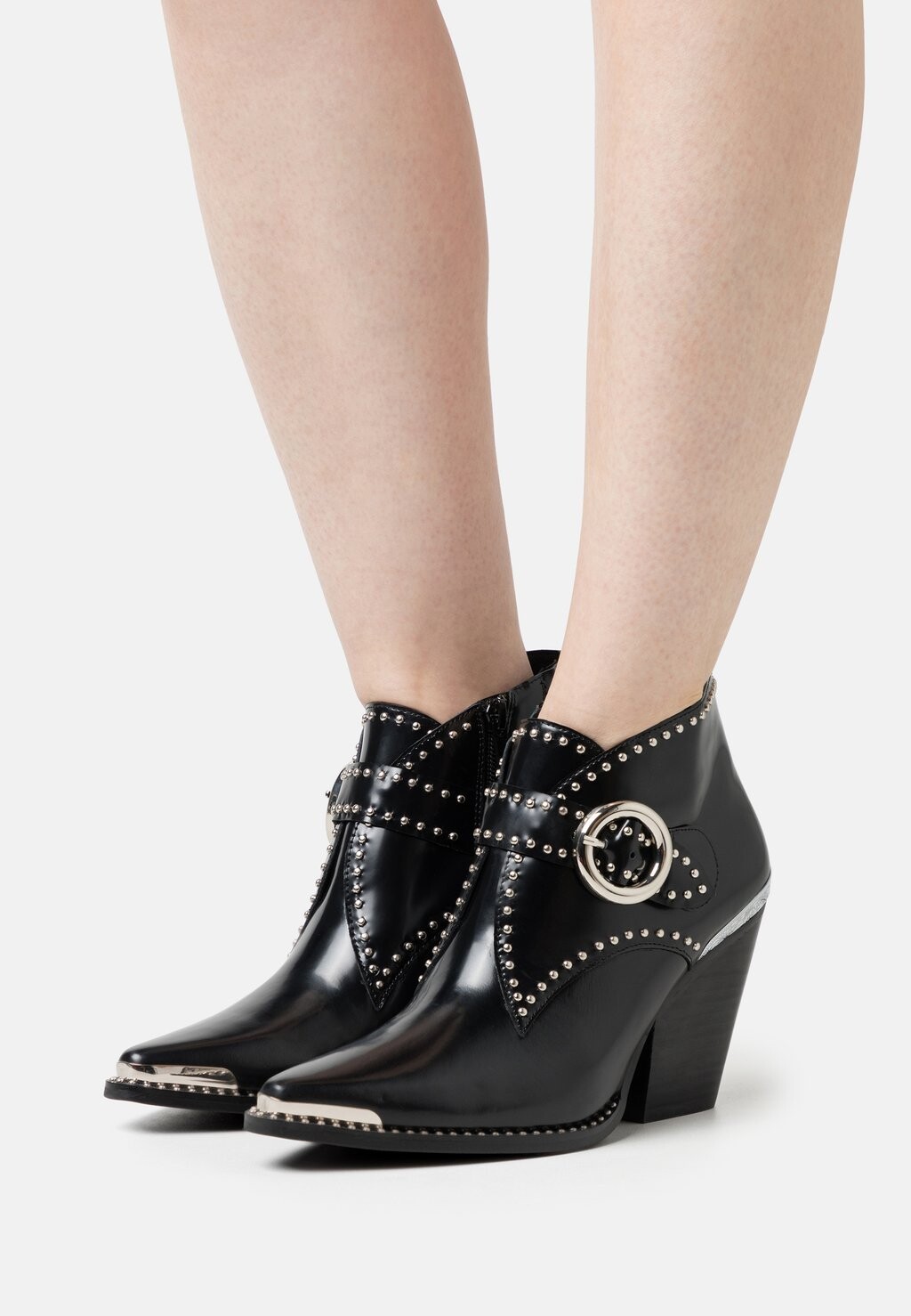 

Ботильоны Jeffrey Campbell, черный