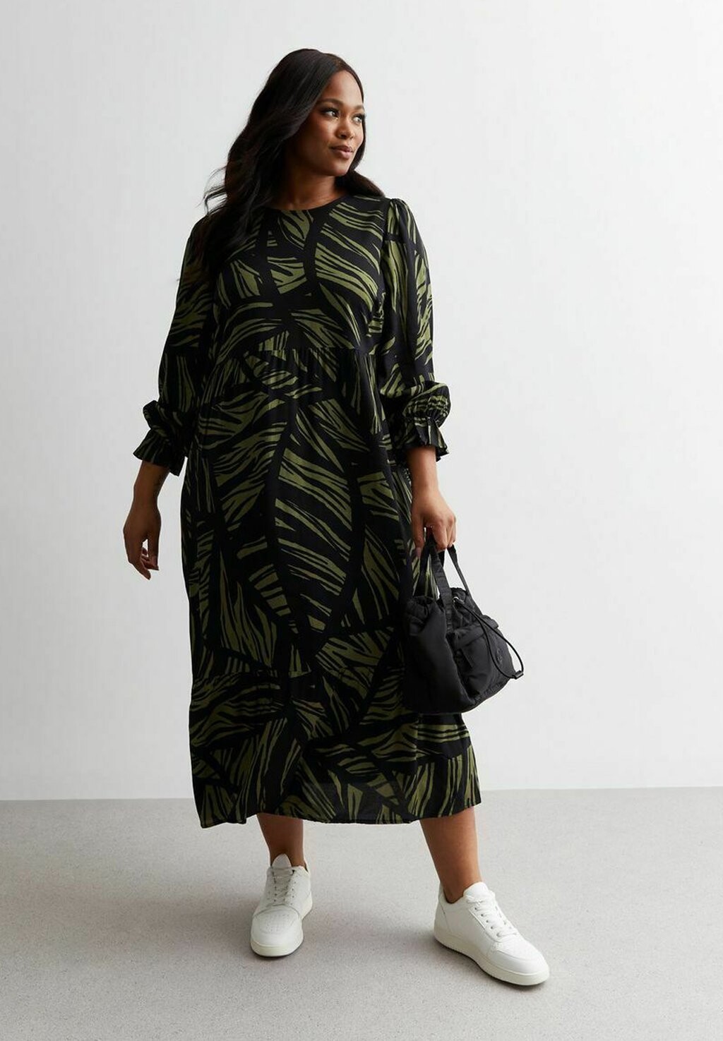 

Летнее платье Curves Zebra Back New Look Curves, цвет green pattern