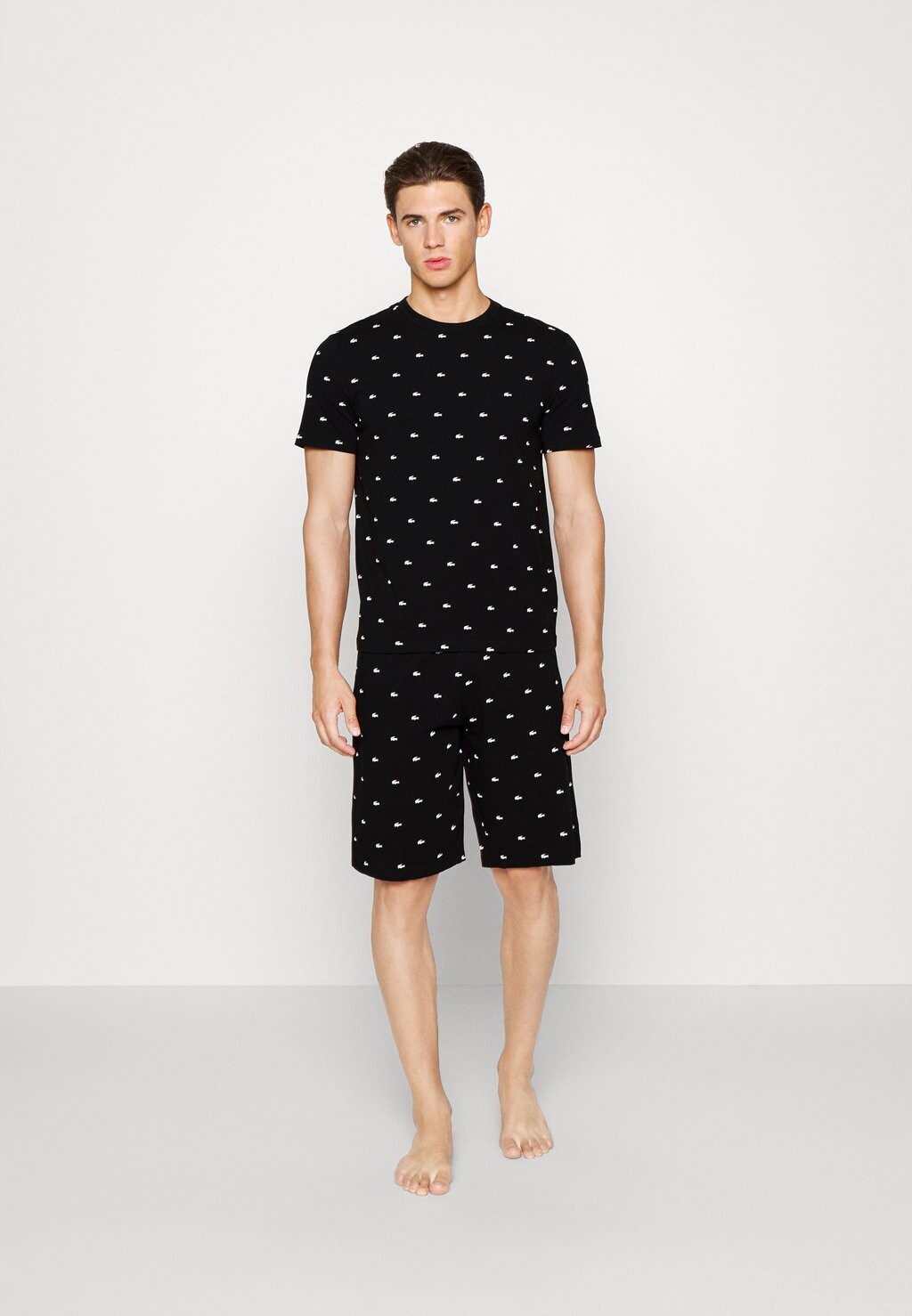 

Пижамы Lacoste, черный