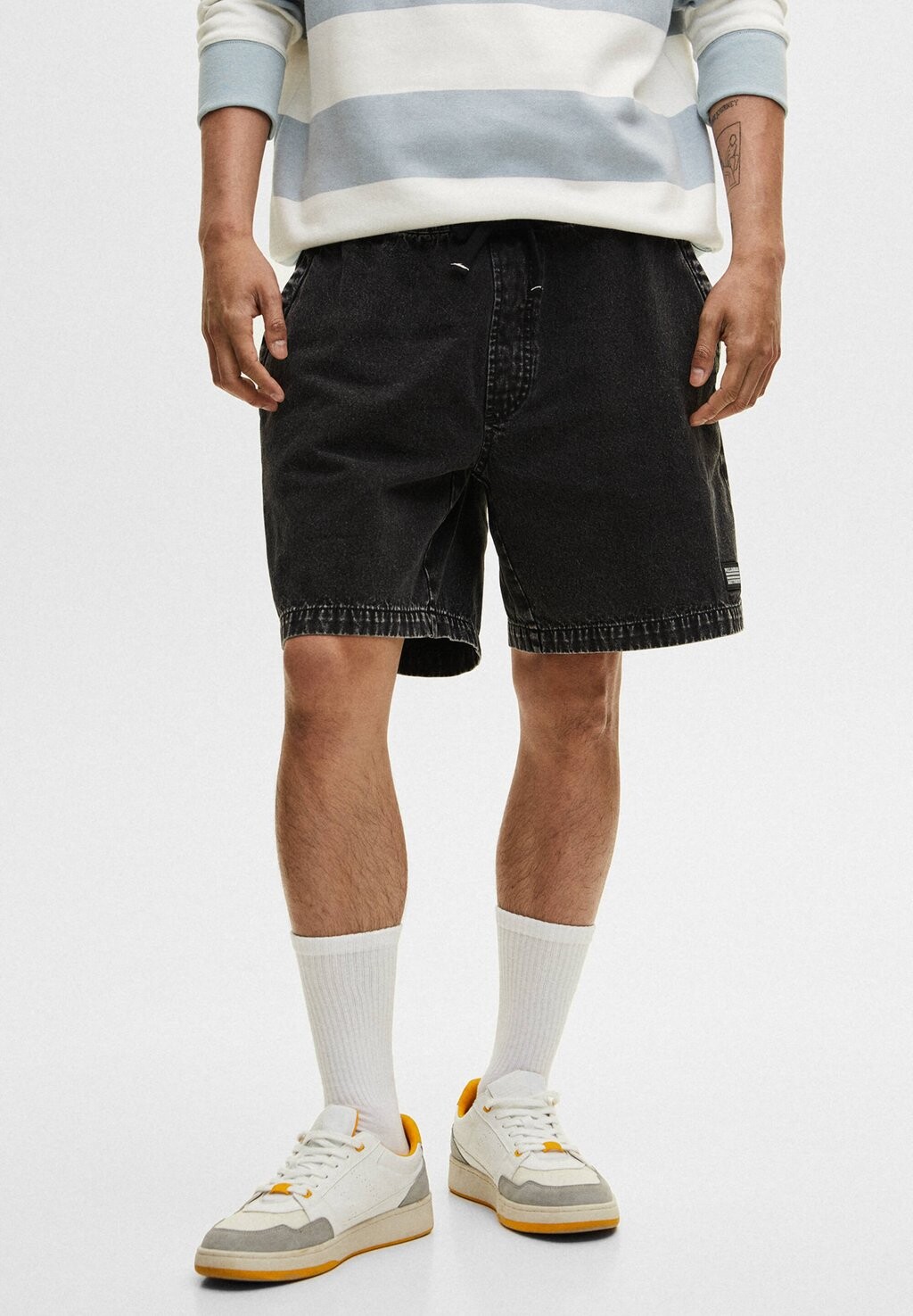

Джинсовые шорты PULL&BEAR