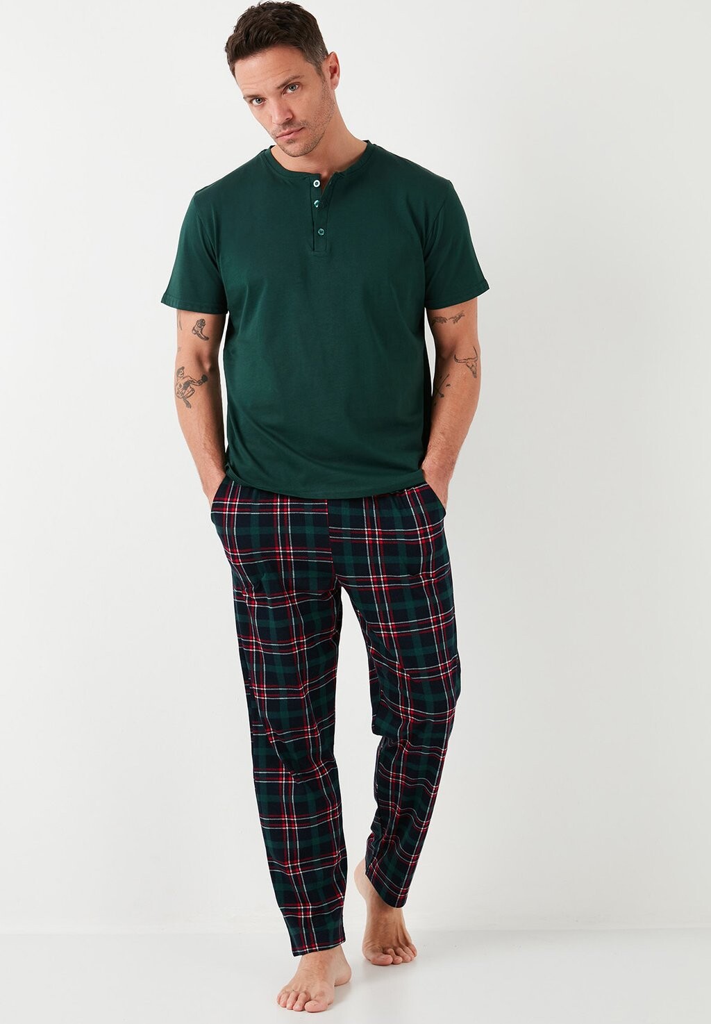 

Пижамный комплект REGULAR FIT SET Buratti, зеленый