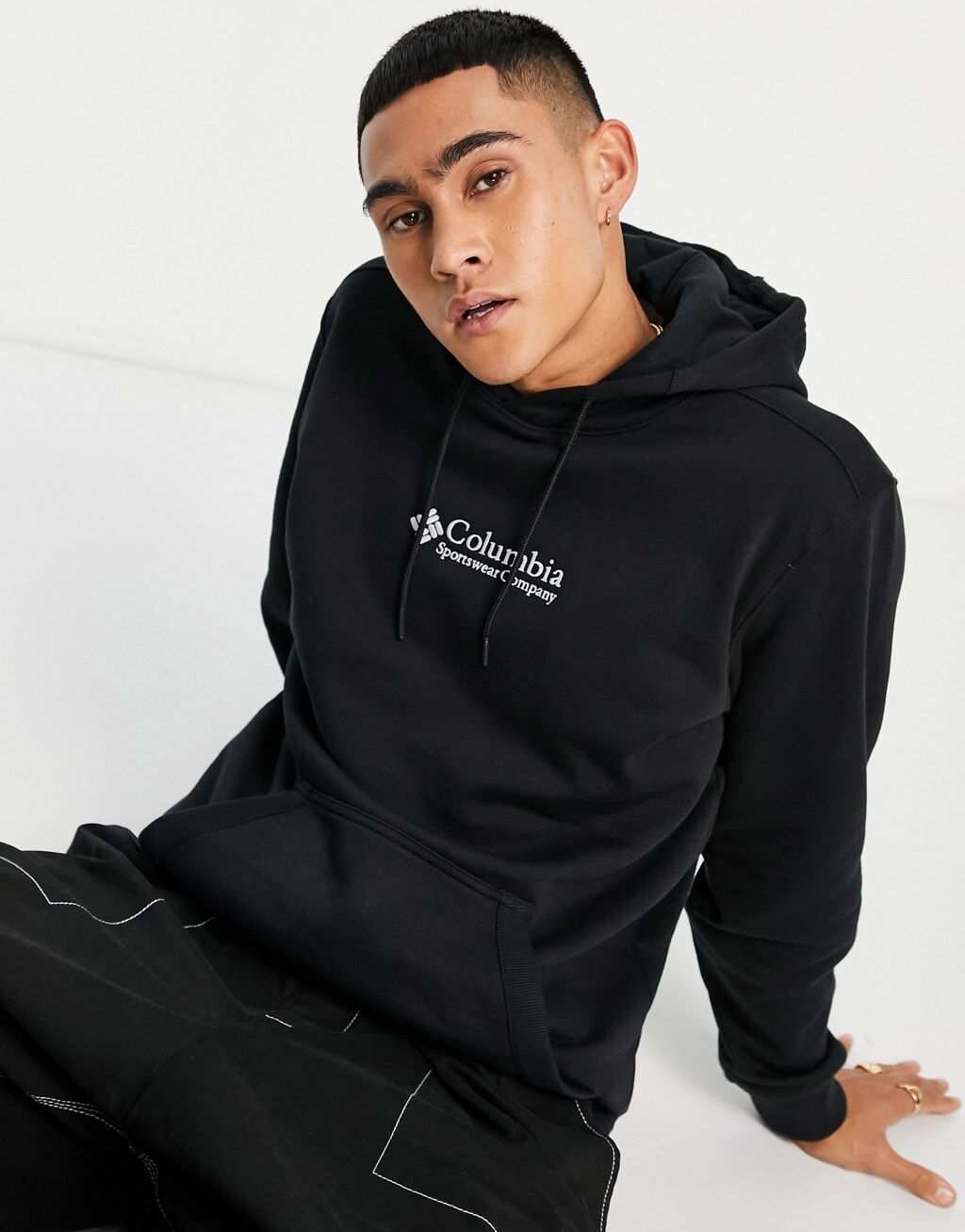 

Черное худи Columbia Asherton эксклюзивно на ASOS
