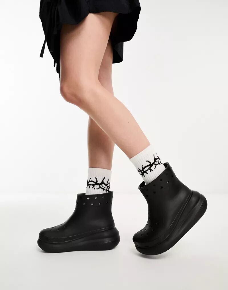 

Черные ботинки Crocs Classic