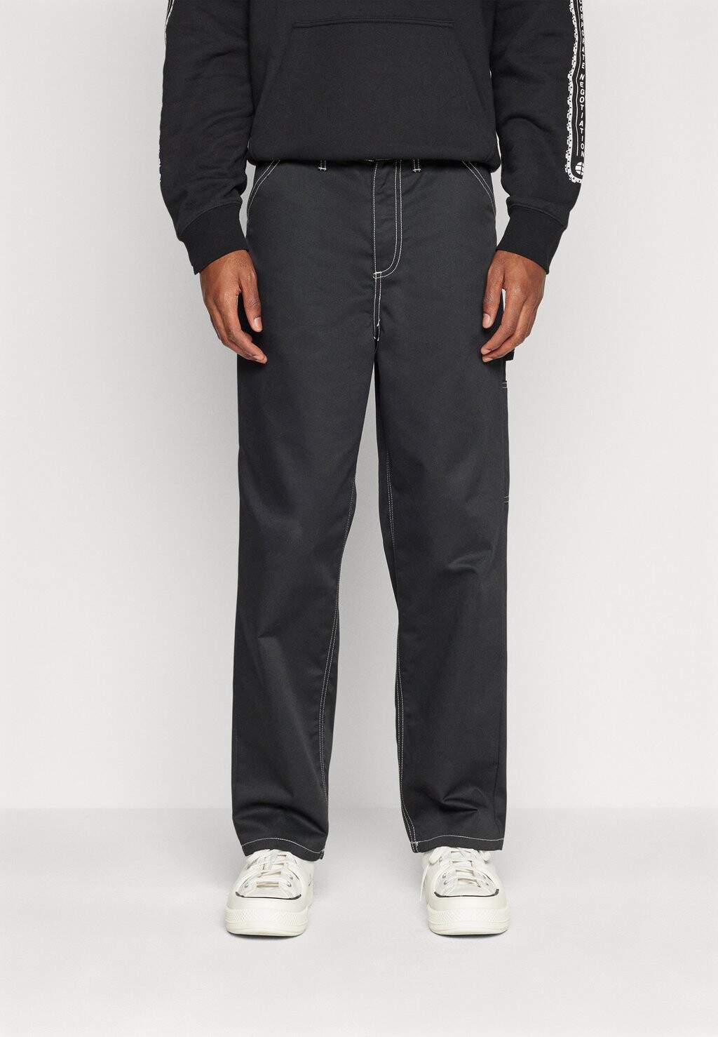 

Брюки карго JPSTKARL CARPENTER CONTRAST Jack & Jones, черный/серый