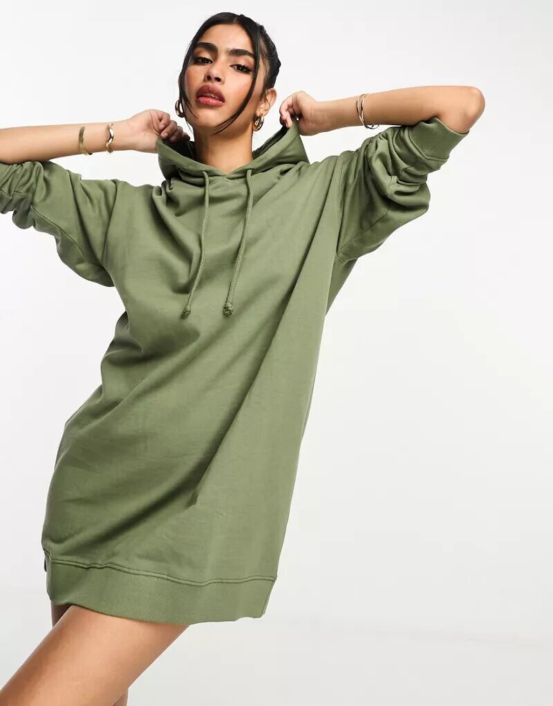 

Укороченное платье-худи из объемной ткани цвета хаки ASOS