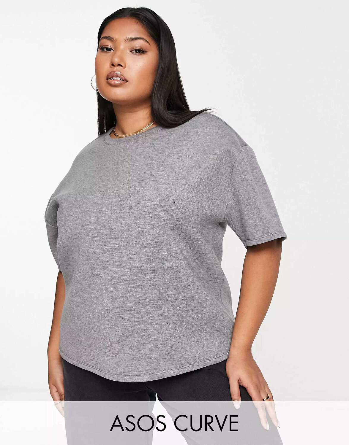 

Эксклюзивная серая футболка оверсайз с аквалангом ASOS DESIGN Curve, Серый