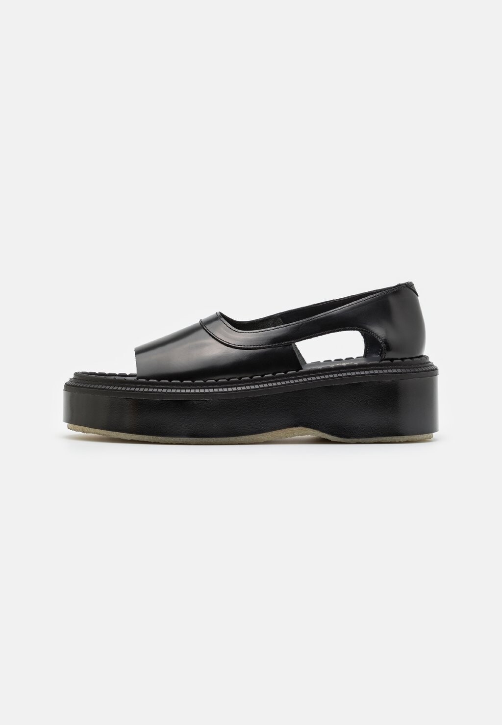 

Слипоны Type 201 Unisex Adieu, черный
