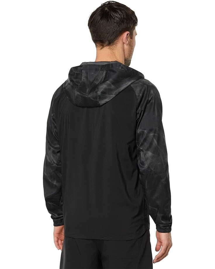 

Куртка PUMA Run Favorite All Over Print Woven Jacket, цвет Black/All Over Print