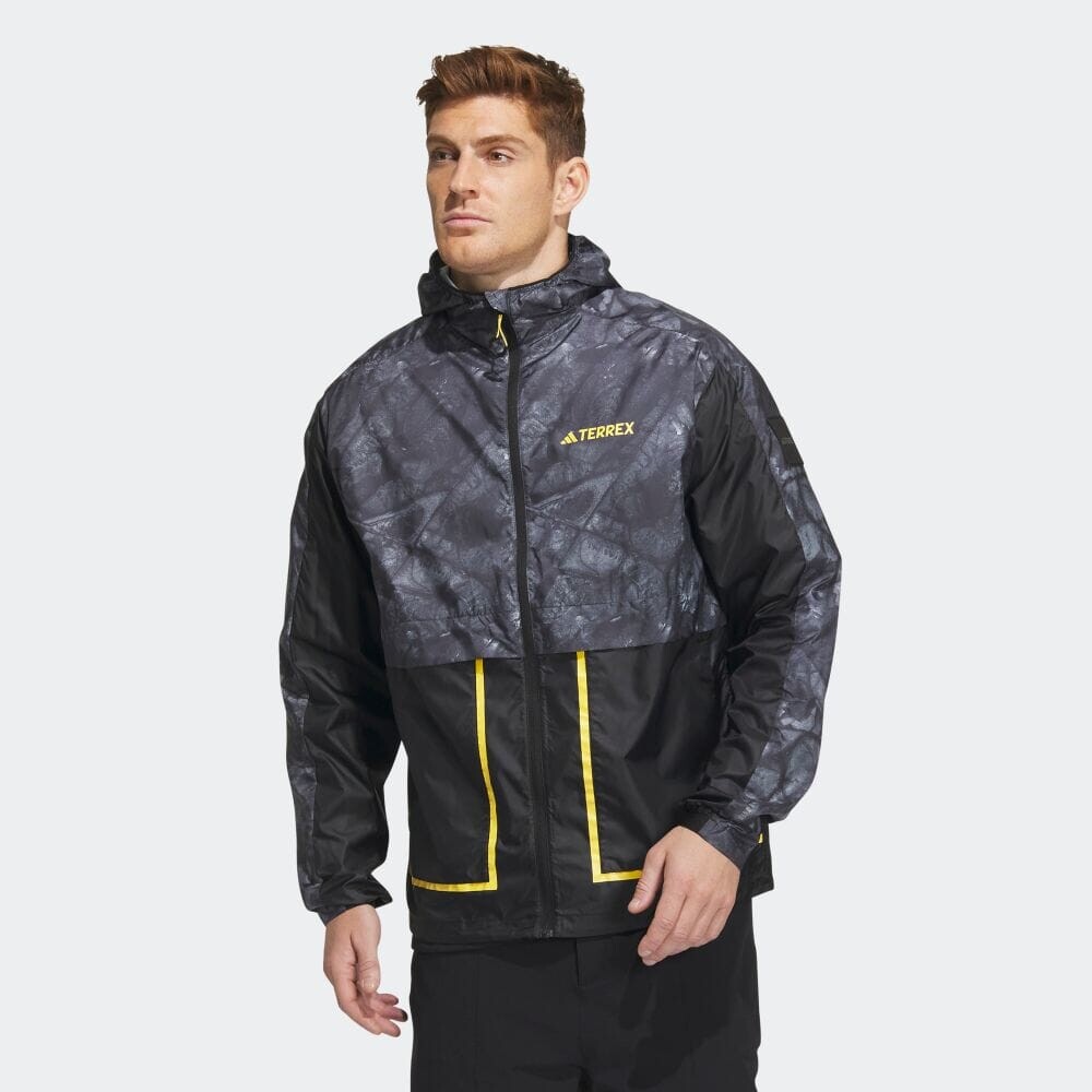 

Куртка Adidas HY4691, Черный