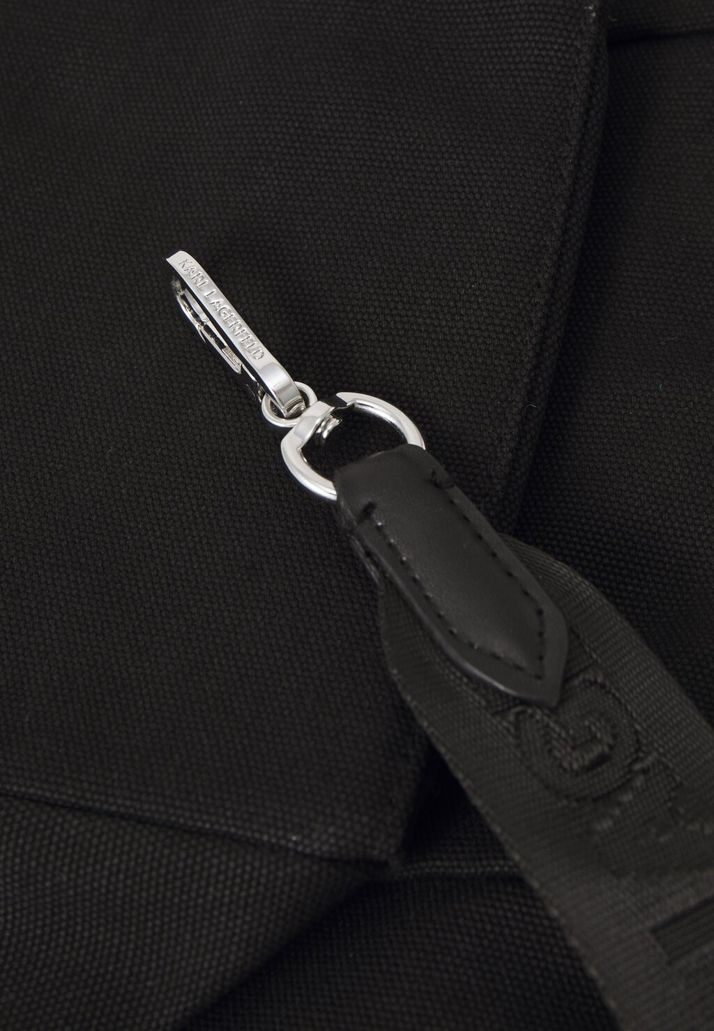 

Сумочка IKONIK CHOUP KARL LAGERFELD, черный