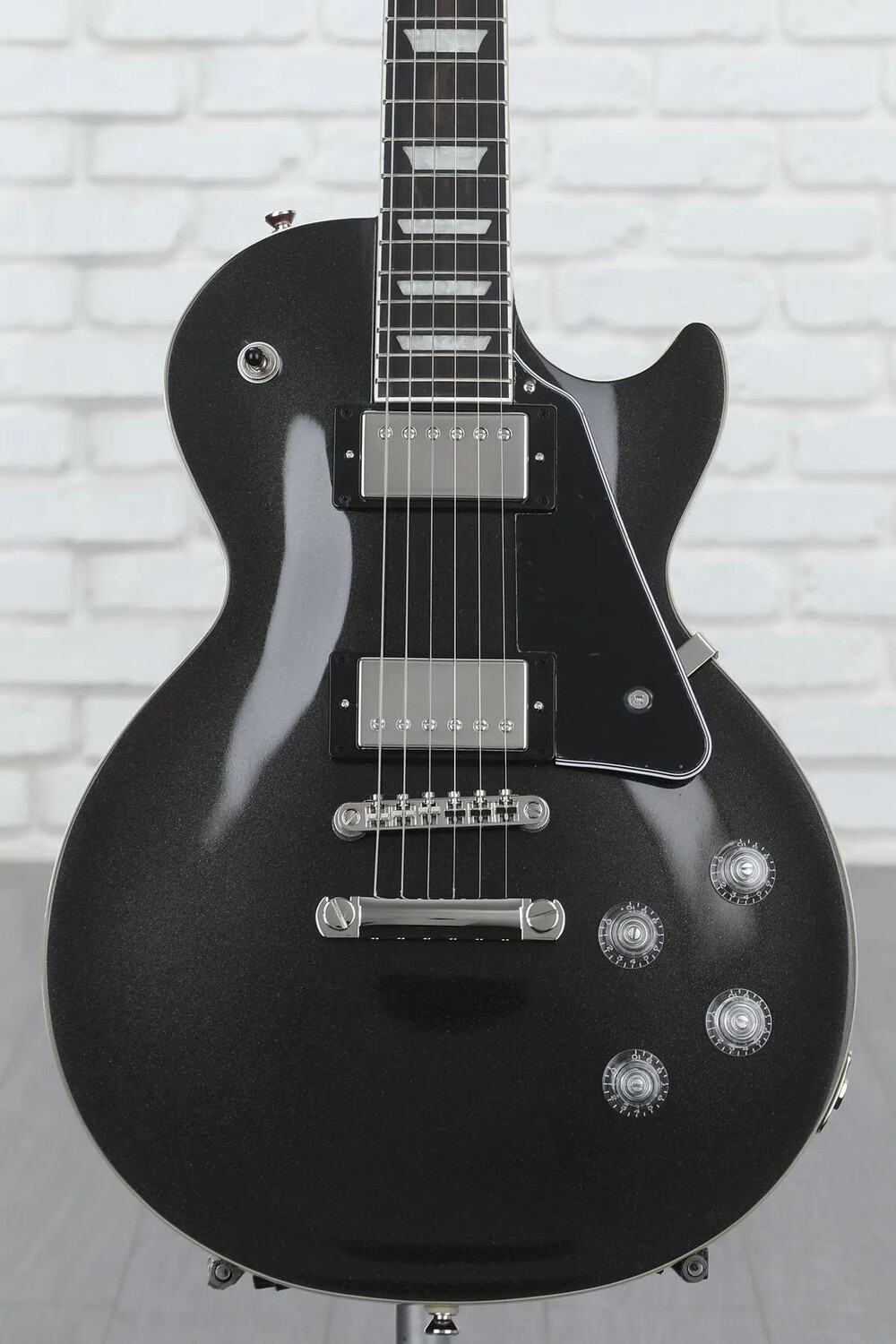 

Epiphone Les Paul Modern — графитовый черный