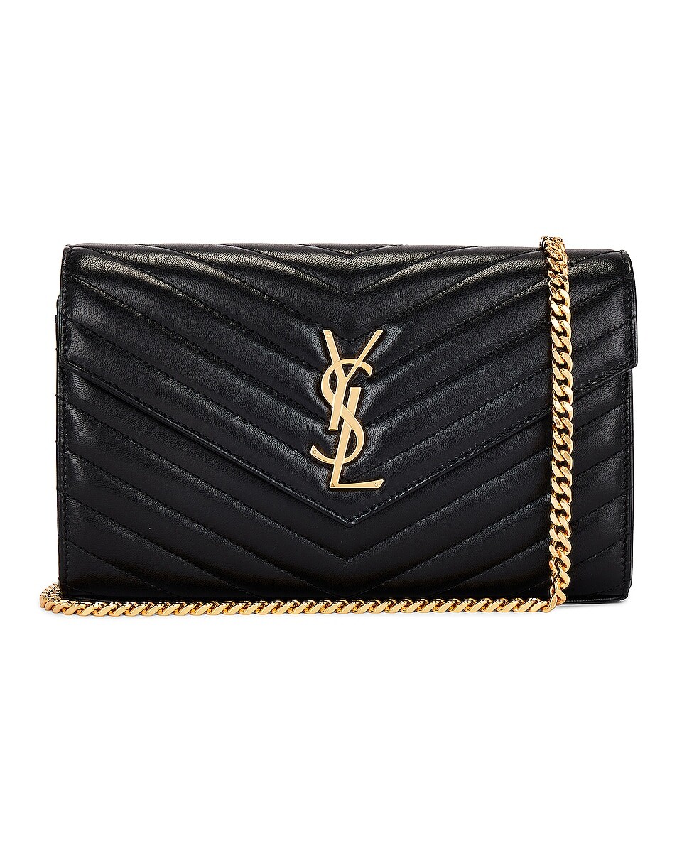 

Сумка-кошелек Cassandre на цепочке Saint Laurent, цвет Nero