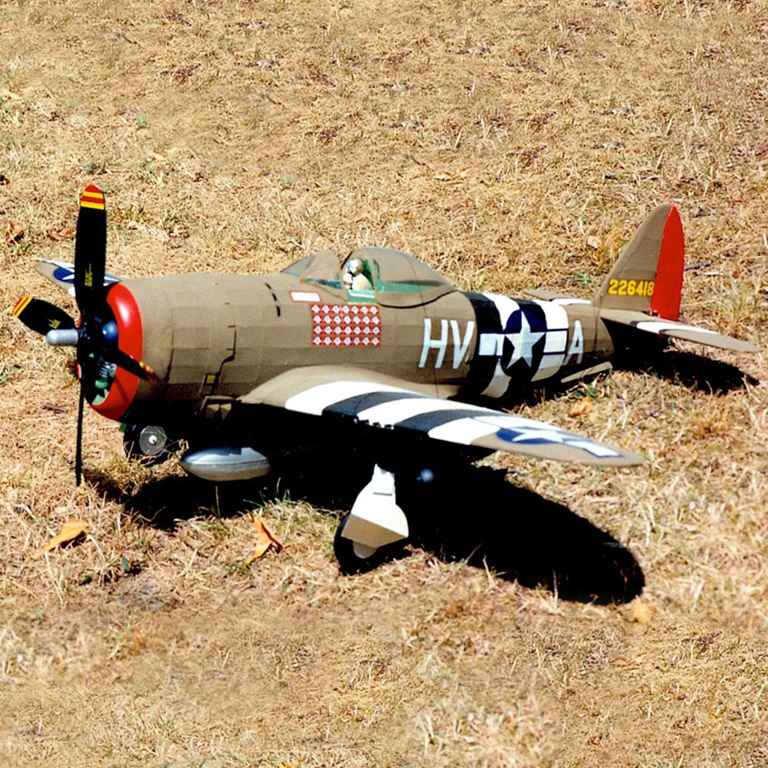 

Комплект модели P-47D Thunderbolt от Guillow в масштабе 1:16 Guillow's