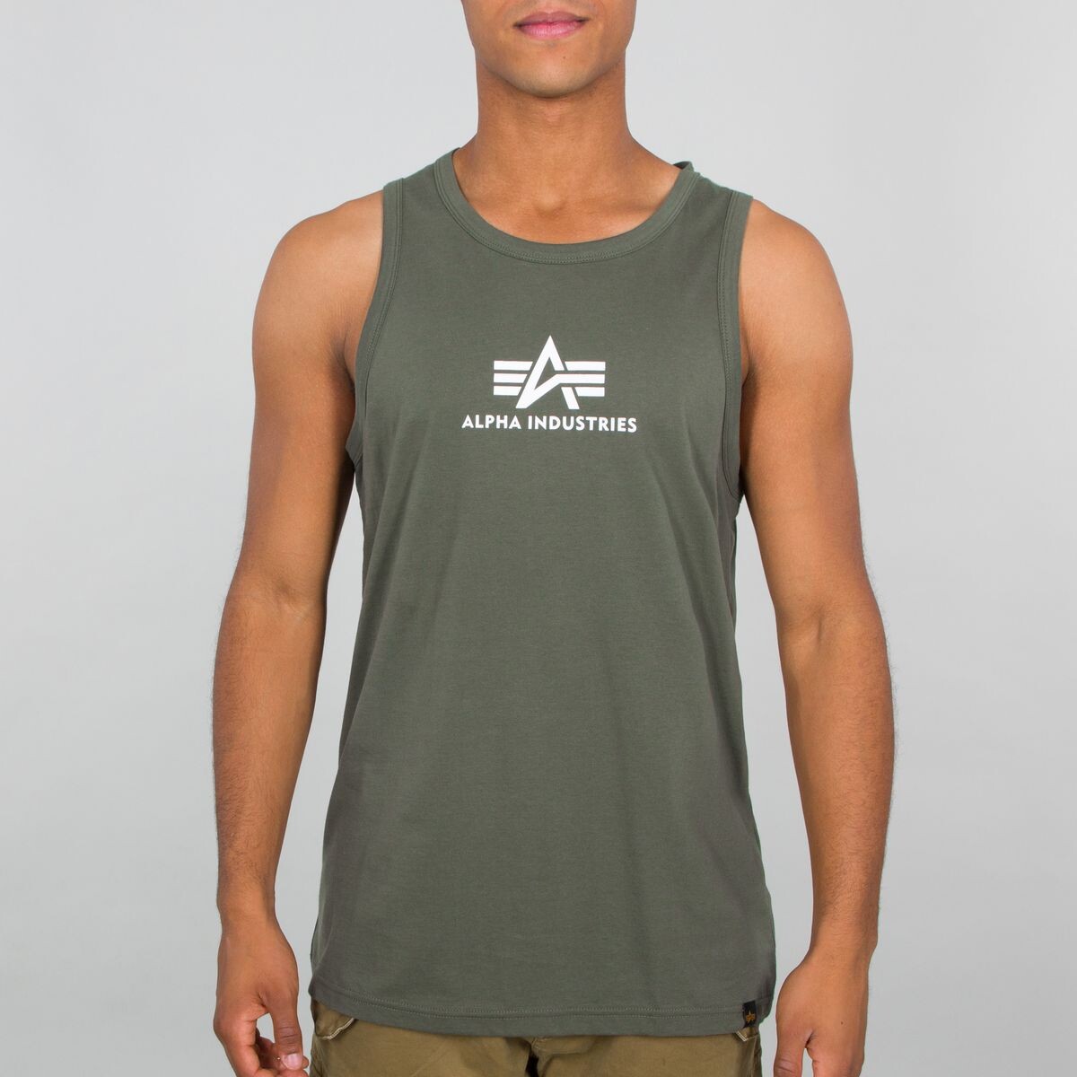 

Футболка Alpha Industries Basic Tank, зеленый