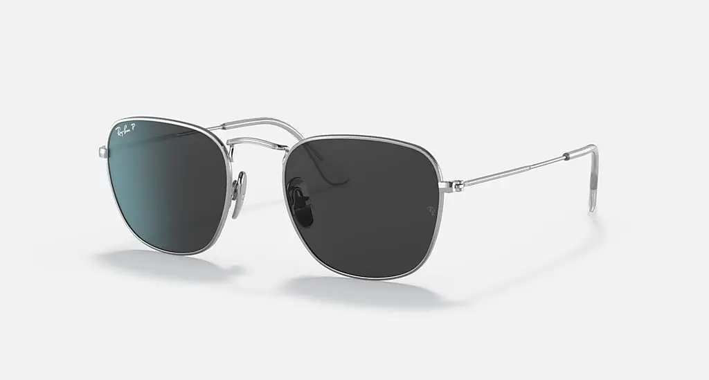 

Солнцезащитные очки Ray-Ban FRANK TITANIUM, черный