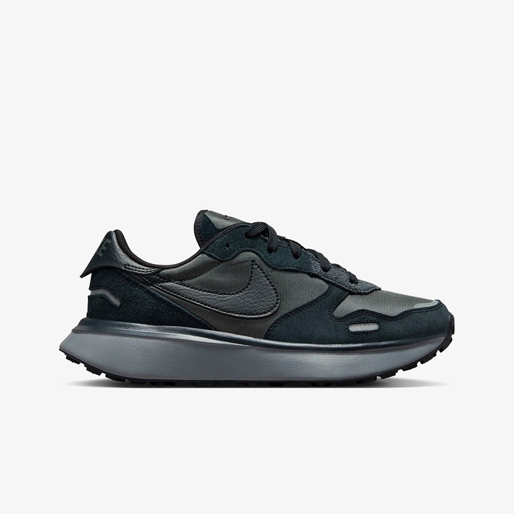 

Кроссовки Phoenix Waffle 'Black & Off-Noir' Nike, черный