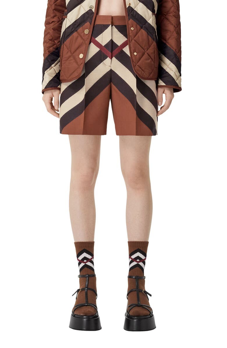 

Жаккардовые шерстяные шорты в клетку Rosalie Kissing BURBERRY