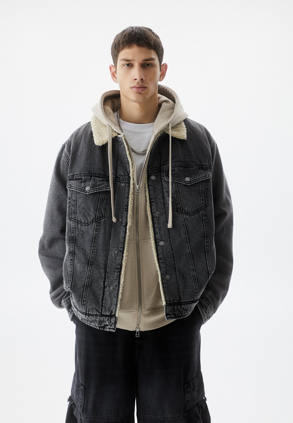 

Джинсовая куртка PULL&BEAR, темно-серый