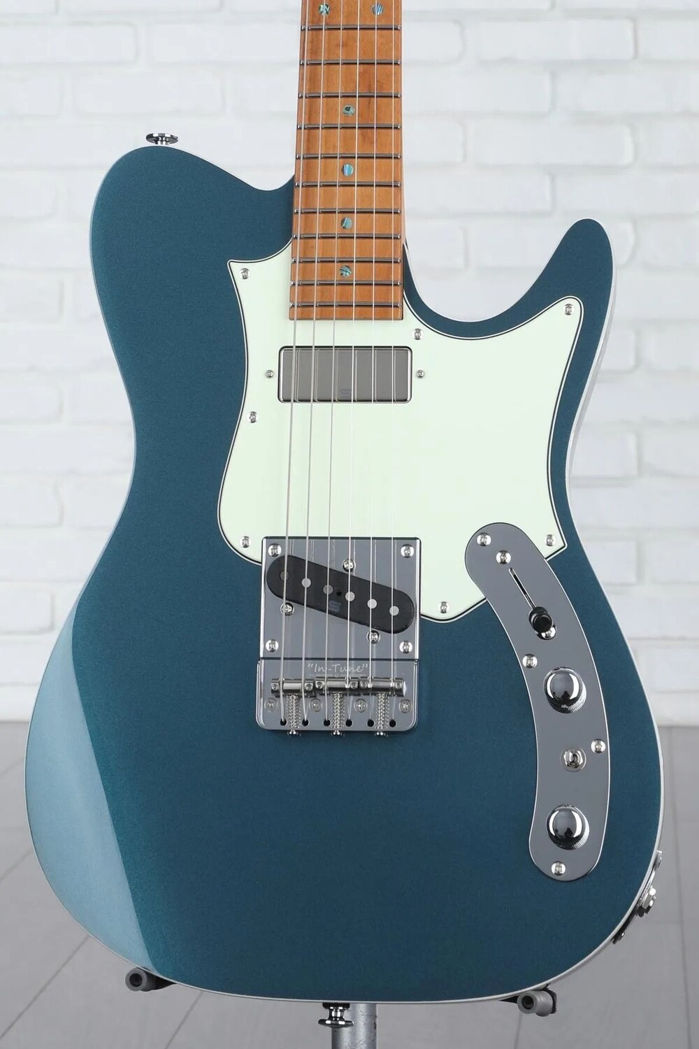 

Электрогитара Ibanez Prestige AZS2209 — античная бирюза