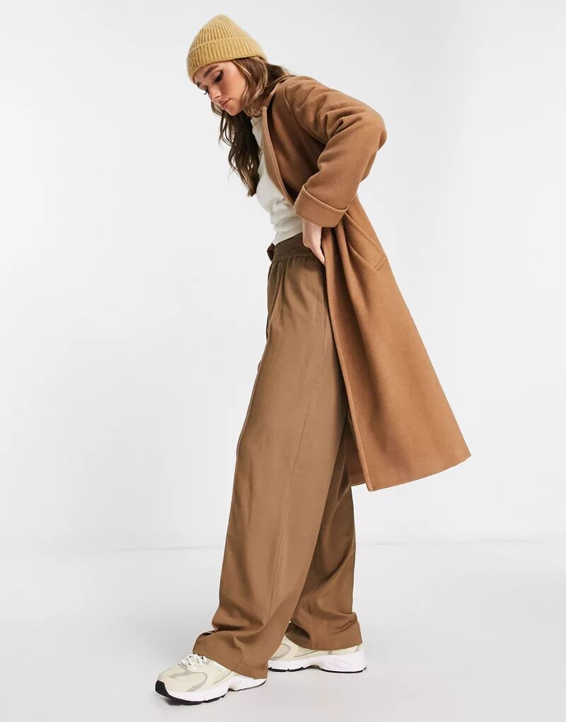 Двубортное пальто миди светло-коричневого цвета из смесовой шерсти Helene Berman