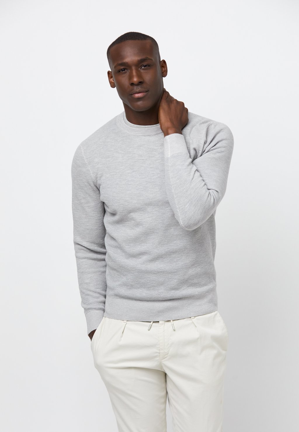 Вязаный свитер CREW-NECK PROFUOMO, цвет grey вязаный свитер crew neck profuomo цвет grey