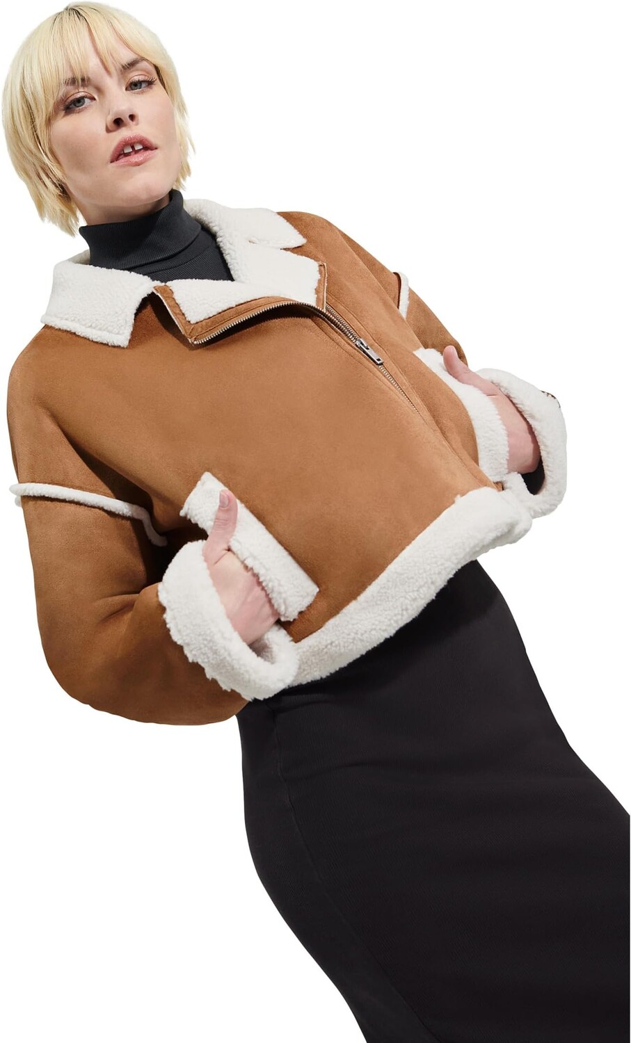 

Куртка Takara Luxefluff Short Jacket UGG, цвет Chestnut
